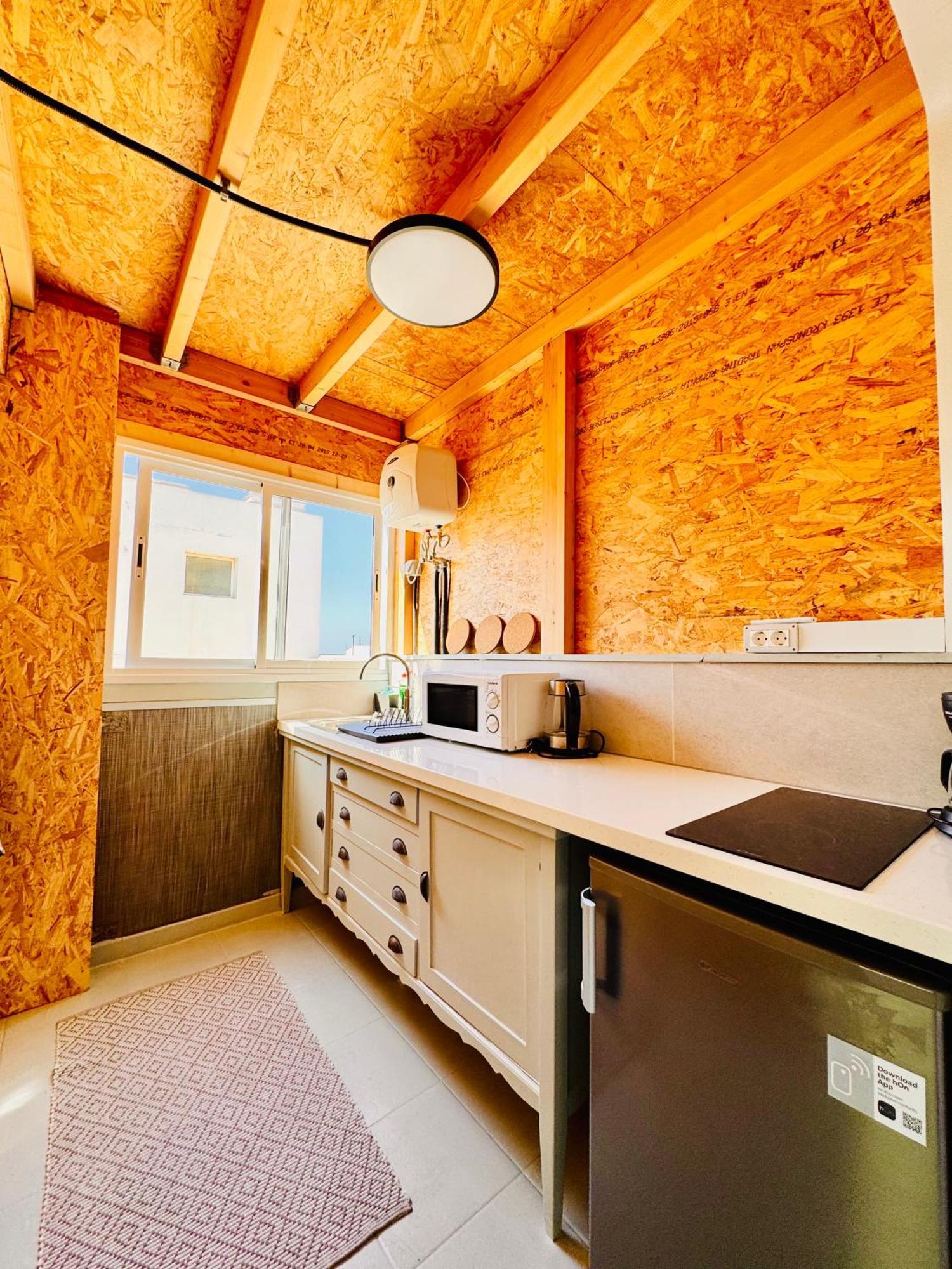 Golden Wave Surf 2 Apartment *